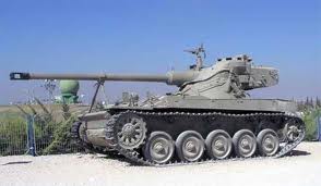 Легкий танк AMX-13 (Франция)